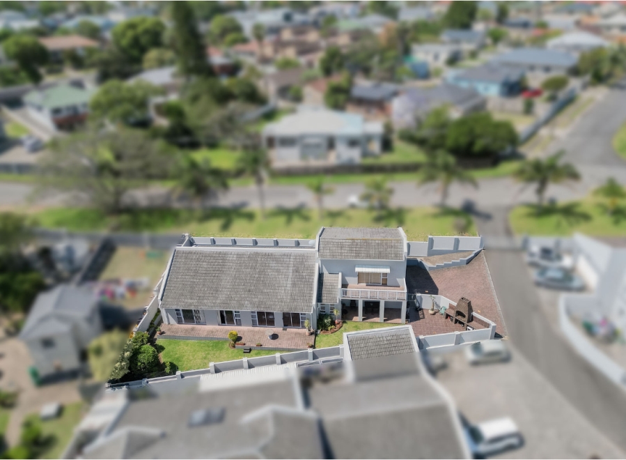 4 Bedroom Property for Sale in Selborne Eastern Cape